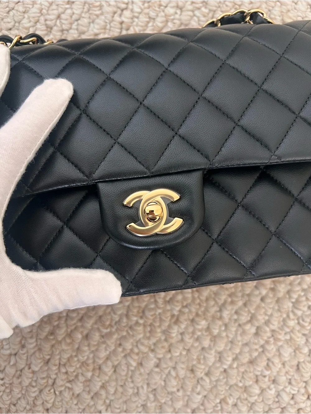 BRAND NEW Chanel Black Medium Classic Flap Bag Lambskin with Gold Hardware